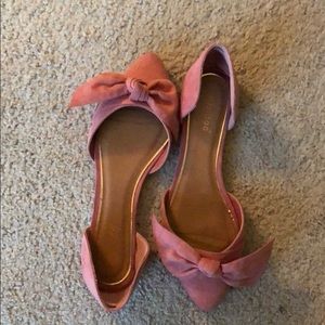 ADORABLE pink suede bow flats - size 9